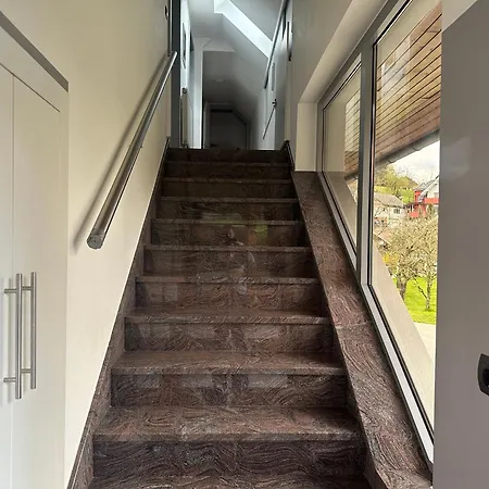 Domacija Vodnik & 3* Cerklje na Gorenjskem