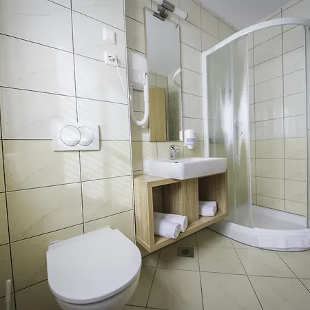 Hotel Domacija Vodnik & 3*