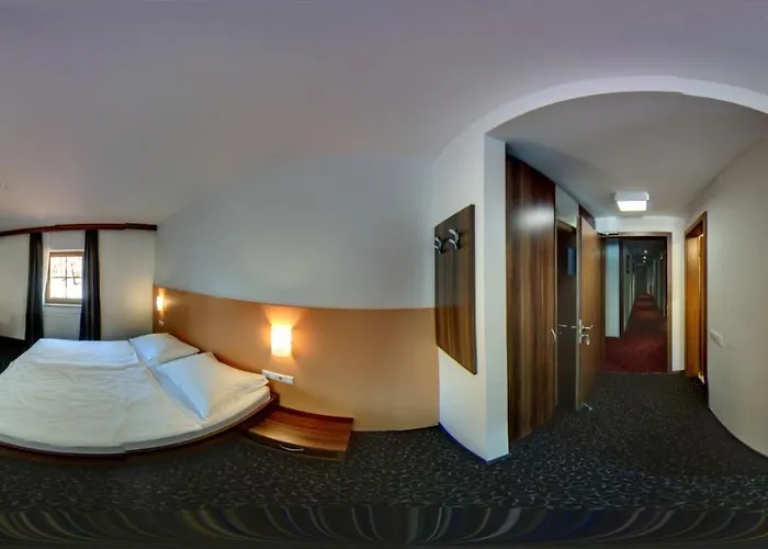 Domacija Vodnik & Hotel Cerklje na Gorenjskem