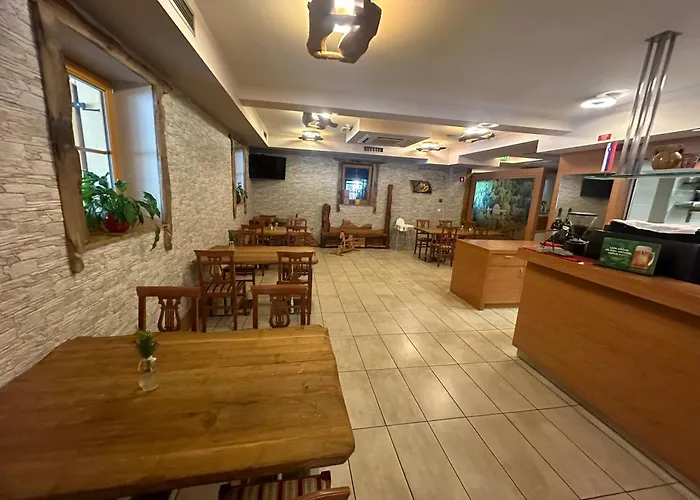 Domacija Vodnik & Hotel