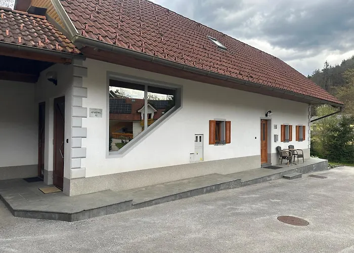 Domacija Vodnik & 3* Cerklje na Gorenjskem